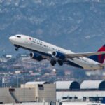 Delta flight dl275 diverted lax