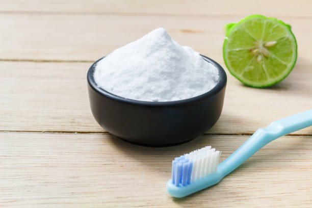 Baking Soda Tartar: Effective Ways to Remove and Prevent Build-Up Naturally